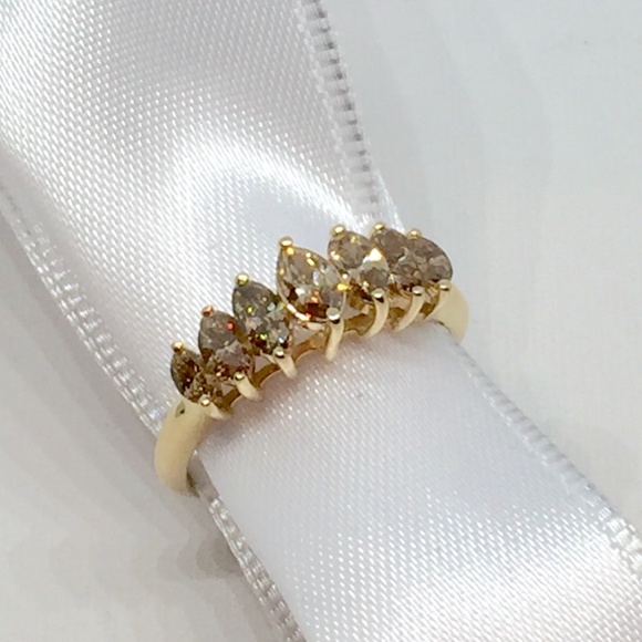 Diamond Fashion Ring - Picture 1 of 3